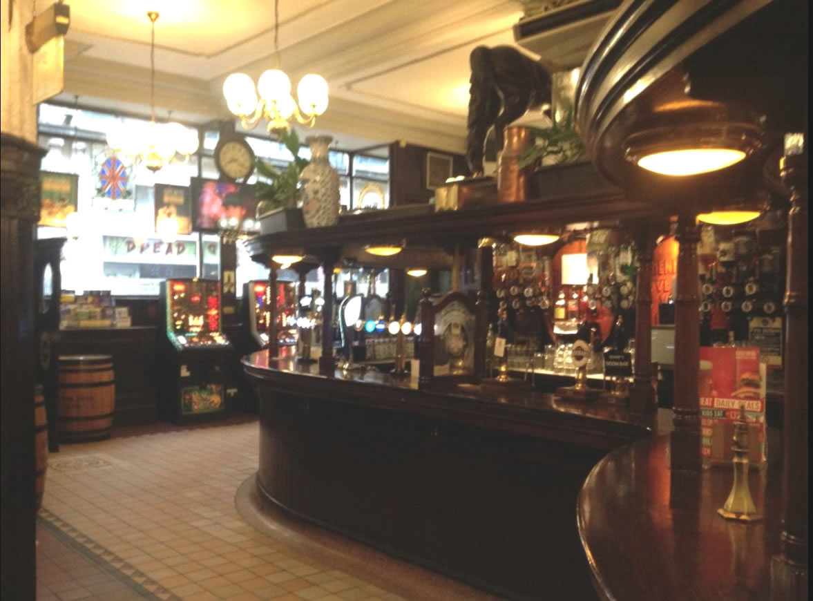 Horseshoe Bar
